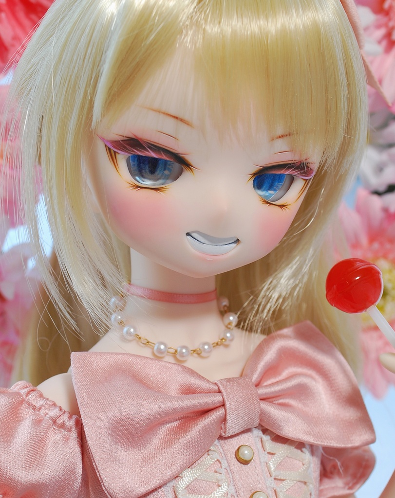【11/1 ㈰ 20時から販売】(*´罒`*)な笑顔が可愛い♡ /A Cute (*´罒`*) Smile DDH-01(セミホワイト肌)カスタムヘッド+自作レジンアイ+自作ブレスレット3個