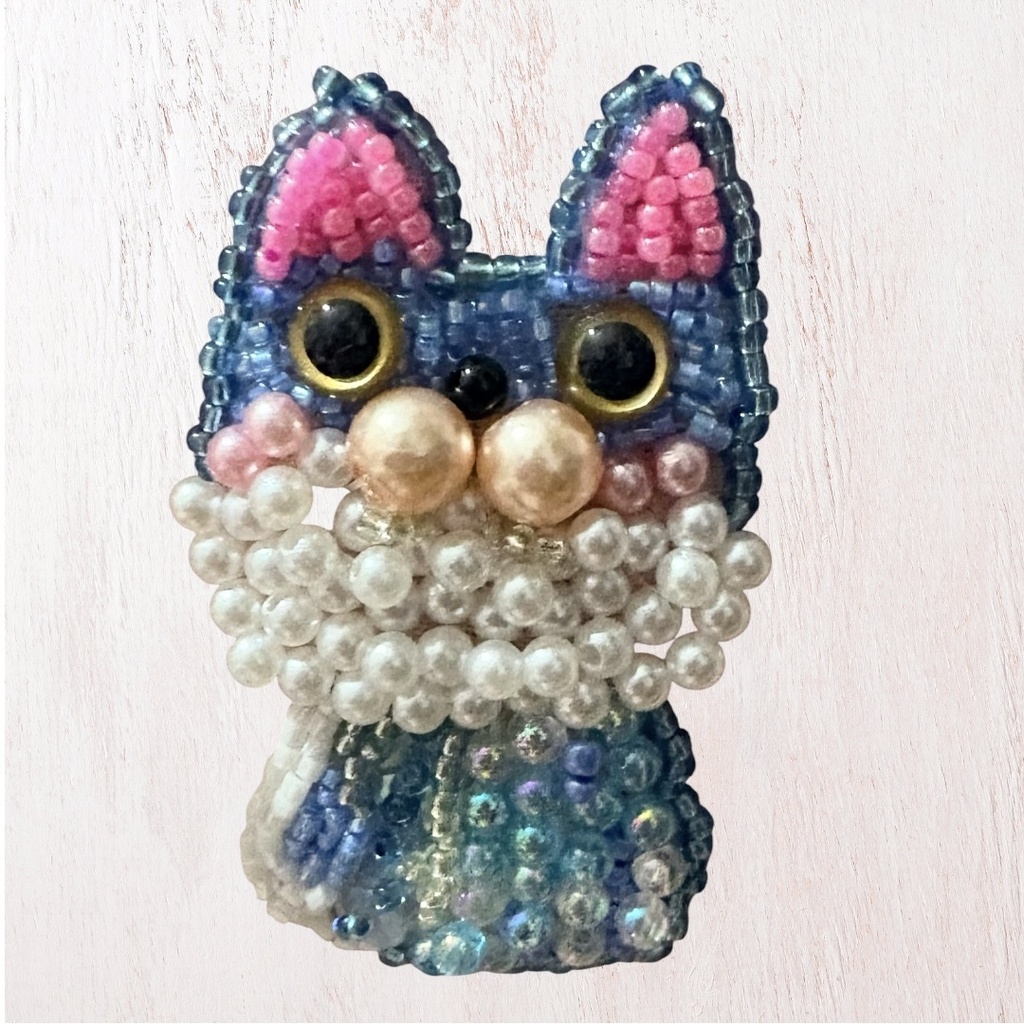 猫ビーズ刺繍
