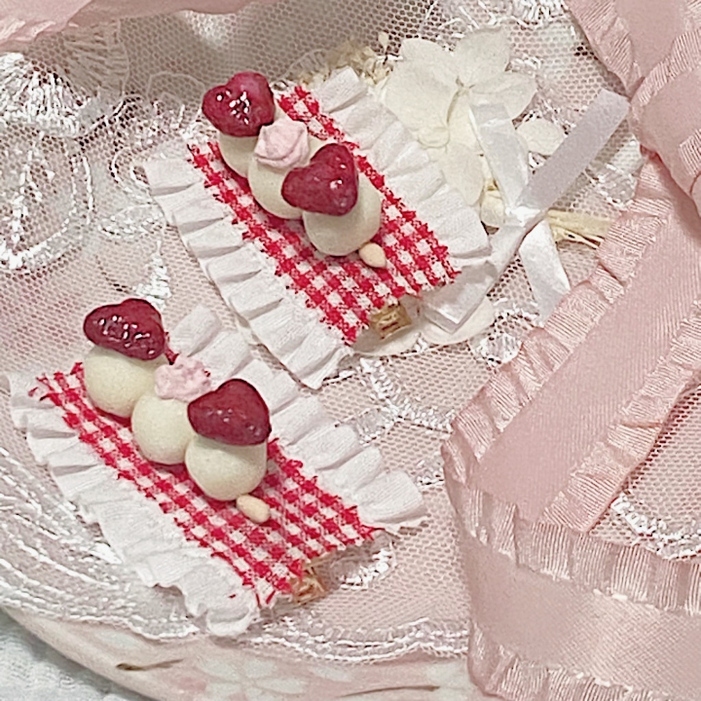 ୨୧- いちごだんごクリップ -୨୧