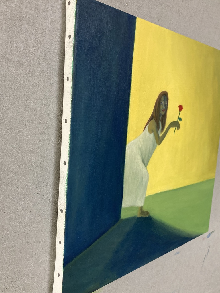 その手に赤いバラを持って