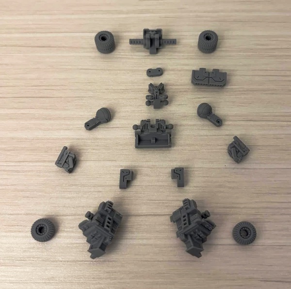 完全変形オリジナルガレージキット【トレーラーヘッド】