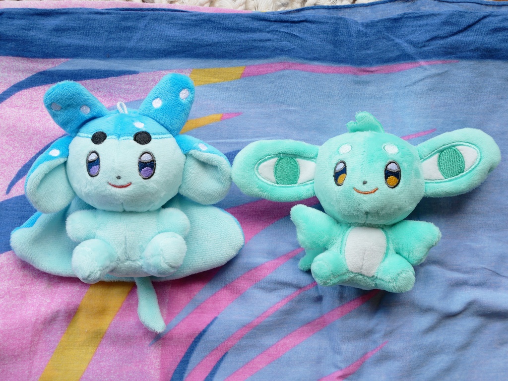 サンゴぬいぐるみキーホルダー