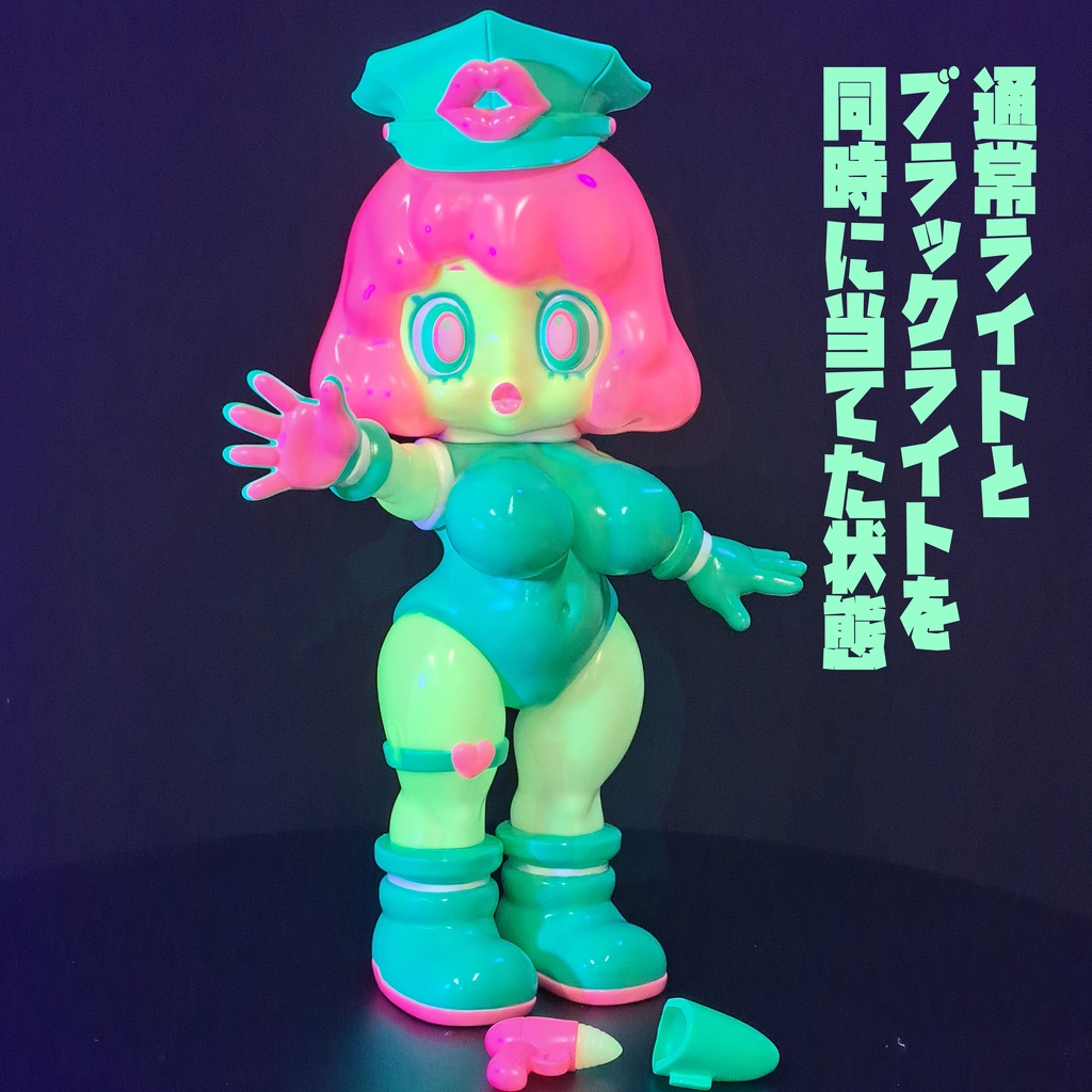 ソフビ スラコ (エイリアングリーン 蓄光素体)soft vinyl suraco Alien Green color