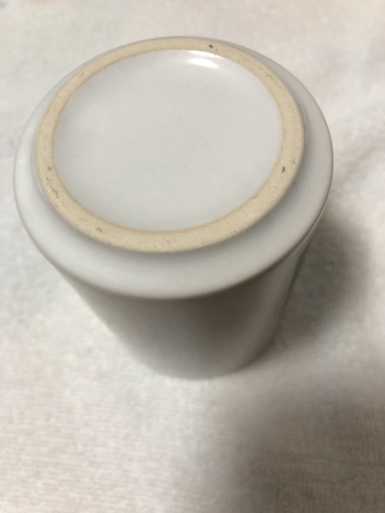 お茶畑に囲まれた花と娘の限定湯呑み 受注生産