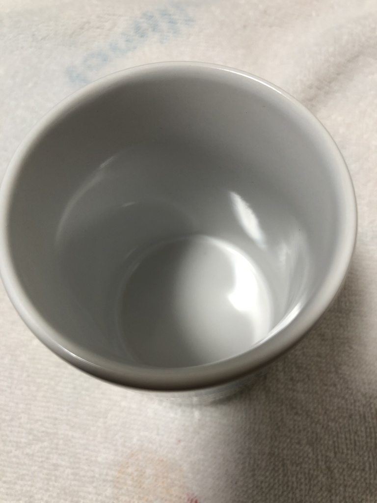 お茶畑に囲まれた花と娘の限定湯呑み 受注生産