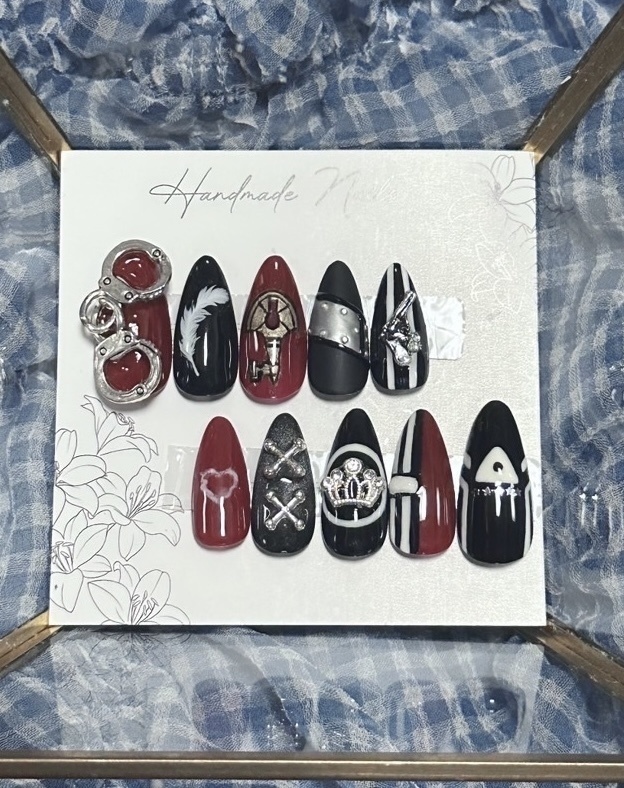 ローレン・イロアス イメージネイルチップ