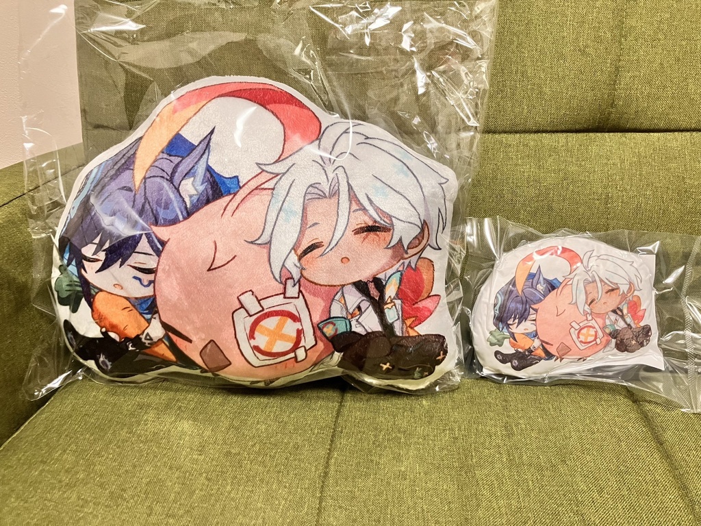 カクオロイフ ミニクッション