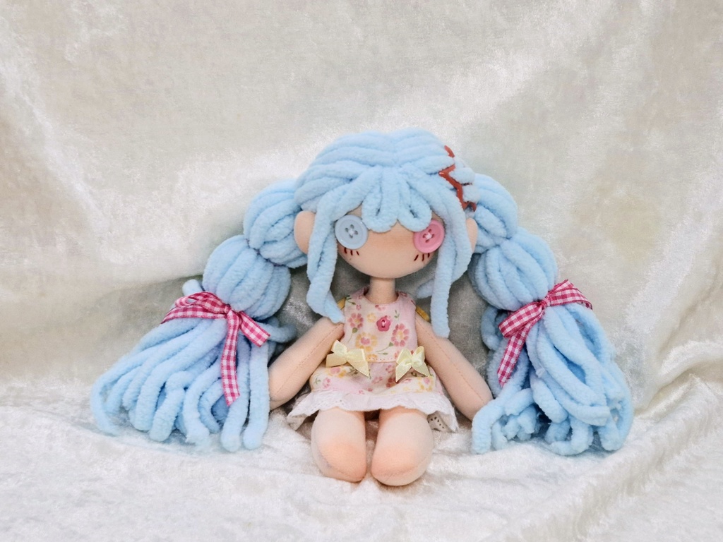 手作りのミニ人形