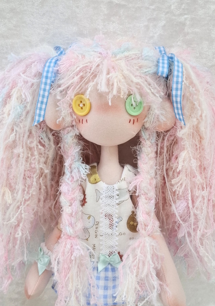 手作りの布人形