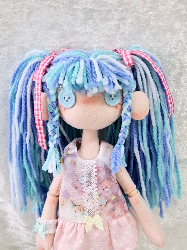 手作りの布人形