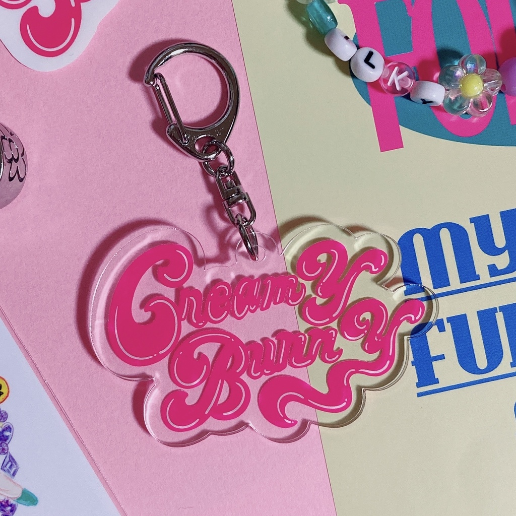 アクリルキーホルダー Creamy Bunny