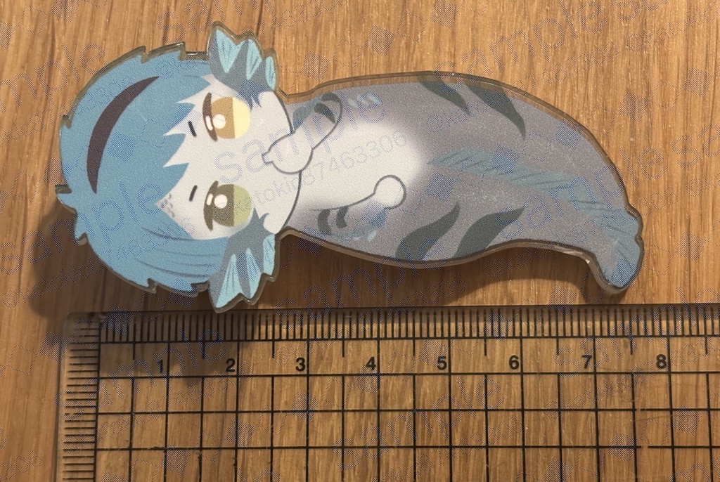 稚魚リチアクリルバッジクリップ