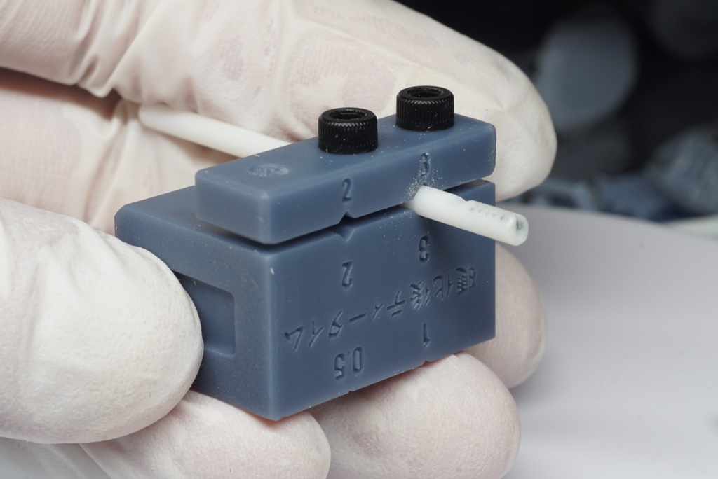 小径丸棒用Vブロック クランプキットセット