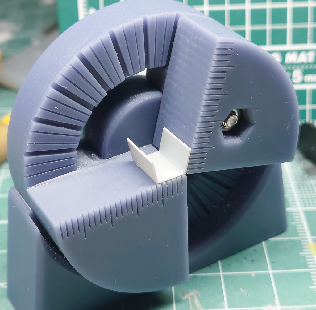 可動式角度調整治具