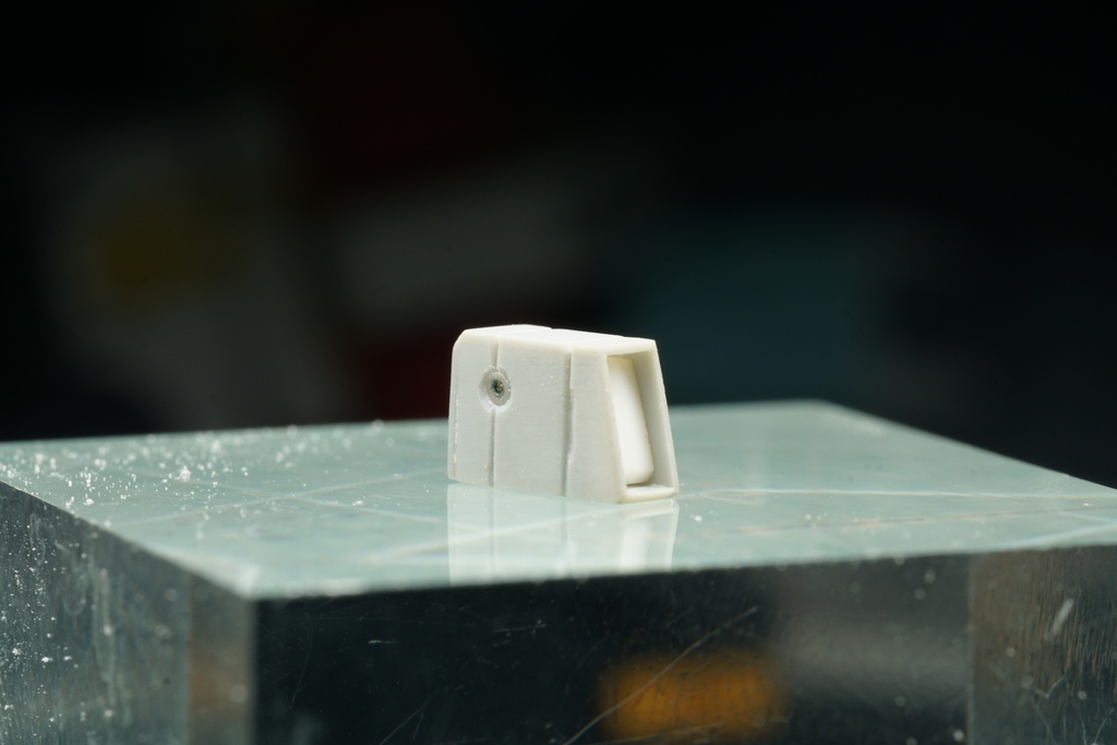 可動式角度調整治具