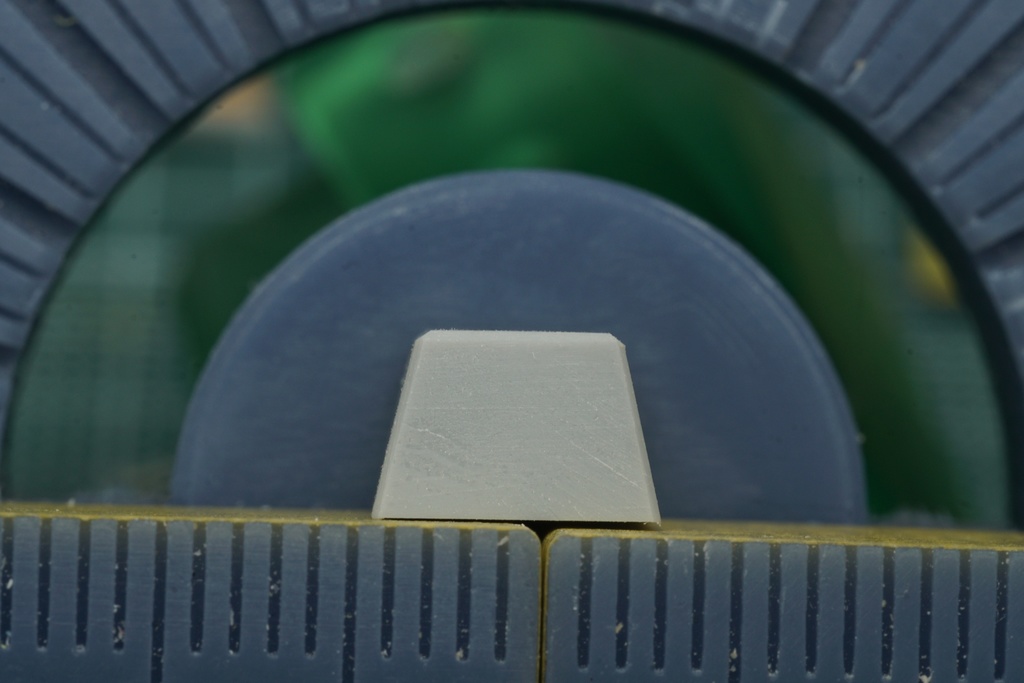 可動式面取り治具