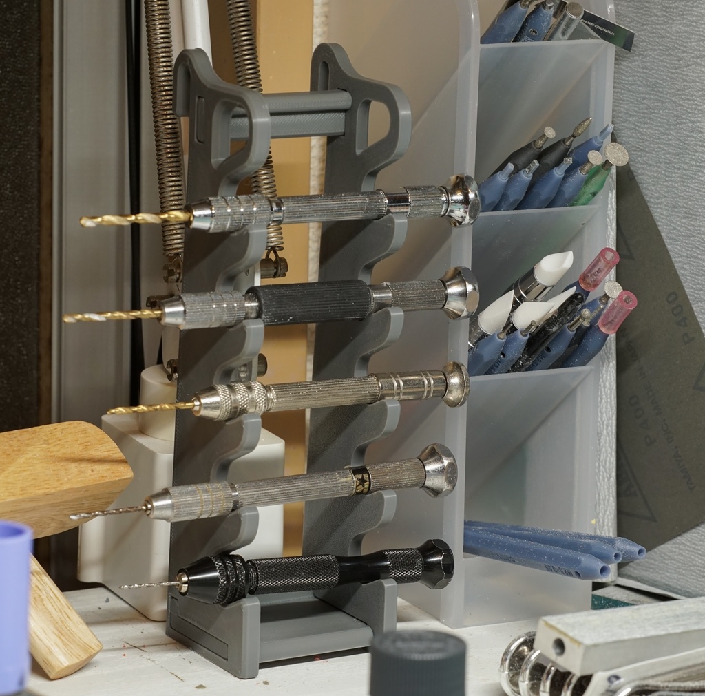 硬化後ピンバイススタンド