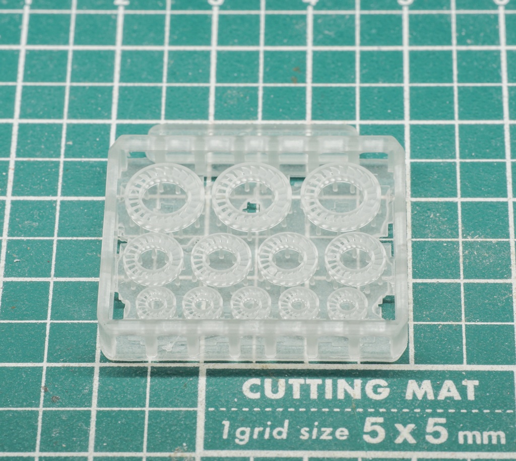 ディテールアップパーツ 丸セット8 (クリアー版)