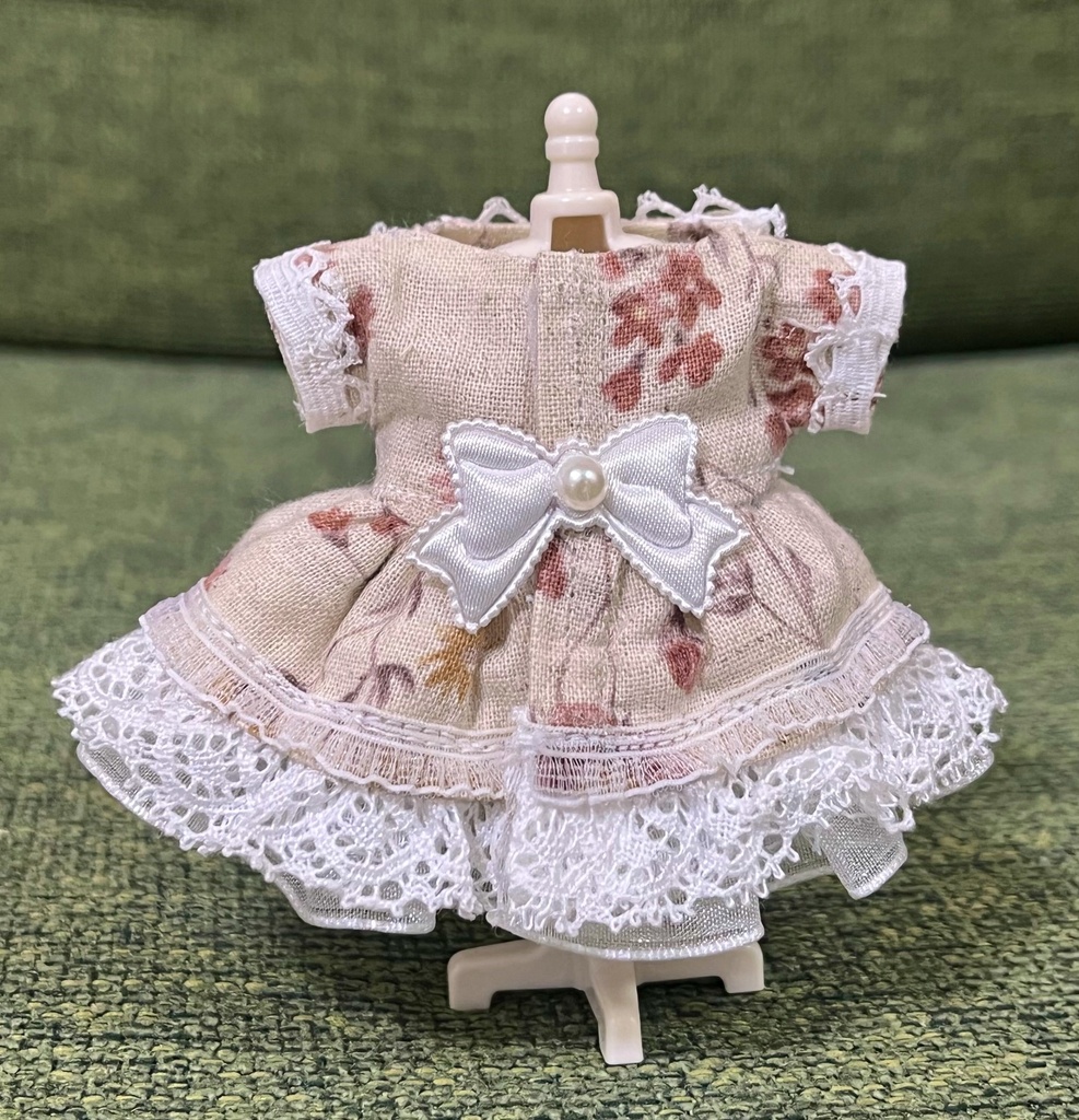お花畑なカントリードレス