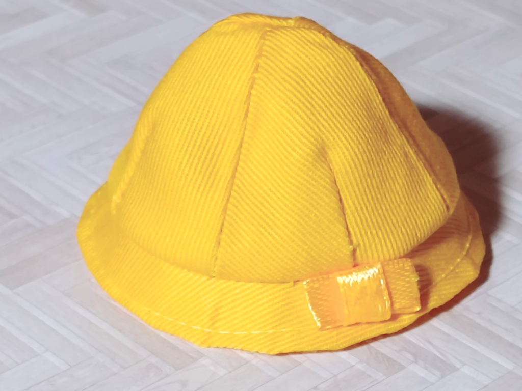 黄色い帽子(耳穴なし)