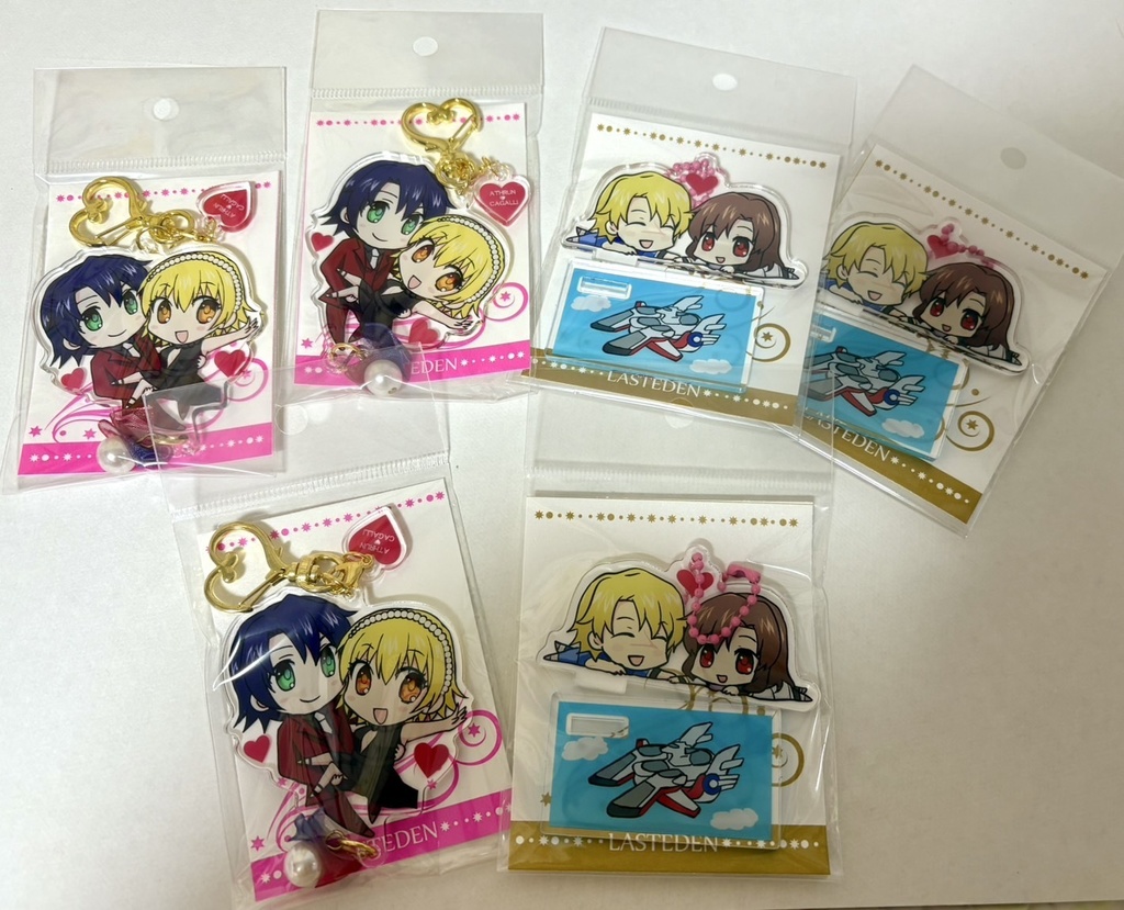 SEEDチャーム付きアクリルキーホルダー2