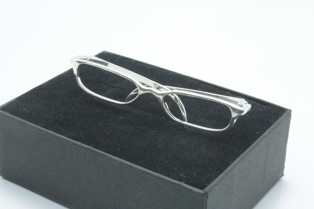 Glasses:Square　[顔幅:57mm程度]