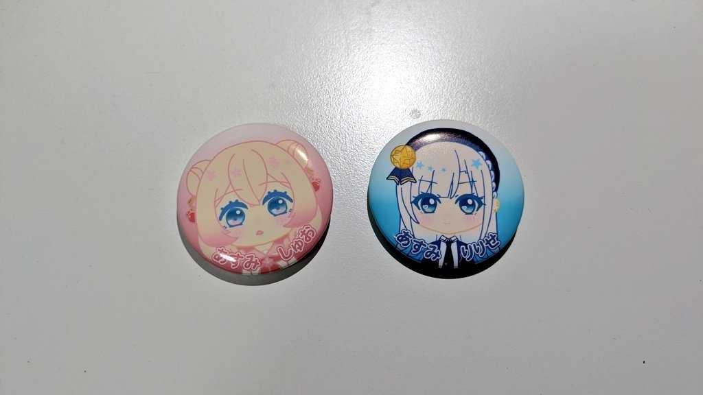 しゅおりりステッカー+缶バッジセット