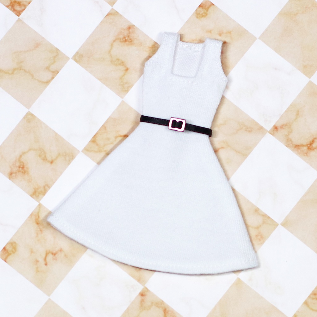 *EKワンピース Lサイズ {白 四角金バックル}*