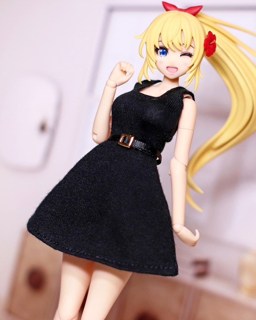 *EKワンピース黒 Lサイズ {角金バックル}*