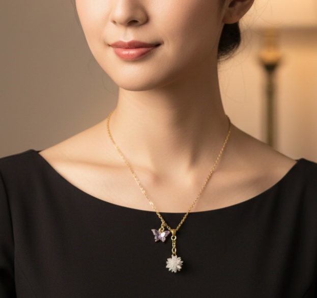 移ろう蝶と煌めく花の結晶。童磨対しのぶイメージ 長さ調節で表情が変わるハンドメイドネックレス