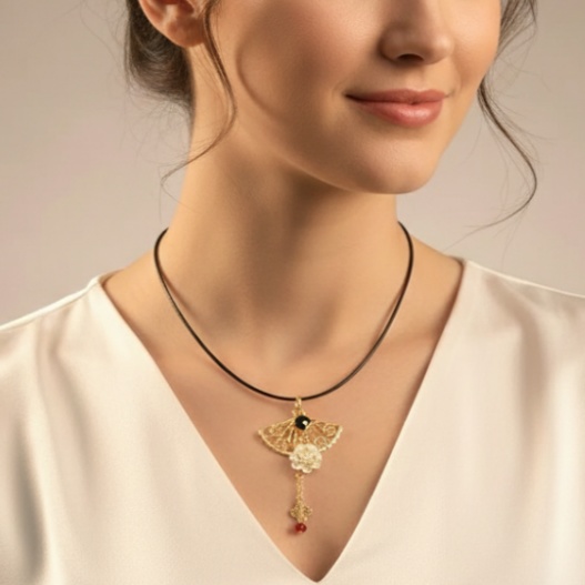 ハンドメイド 扇形ペンダント ネックレス 万世極楽の扇 童磨イメージ