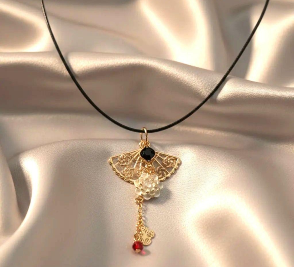 ハンドメイド 扇形ペンダント ネックレス 万世極楽の扇 童磨イメージ