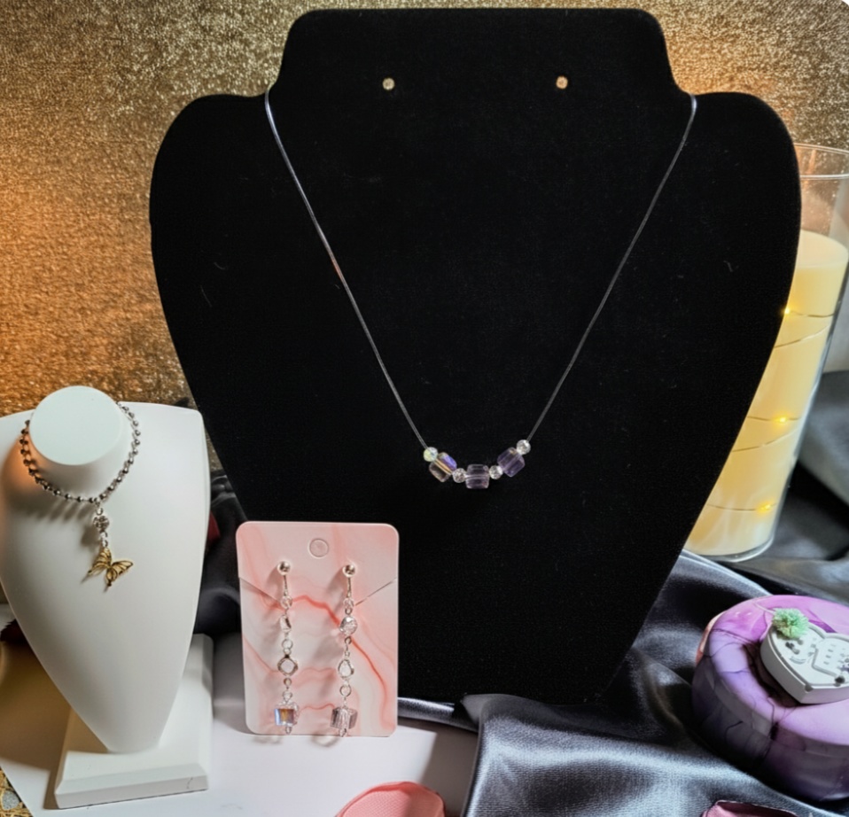 【概念アクセサリー】虹の瞳と胡蝶の祈り(ネックレス・イヤリング・チャームセット)