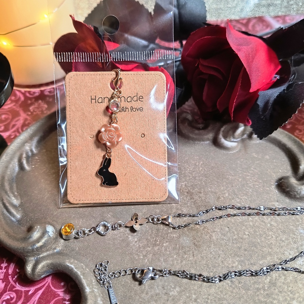 【鬼滅イメージ】霹靂の閃光・耳飾り&ネックレスセット(おまけチャーム付き)