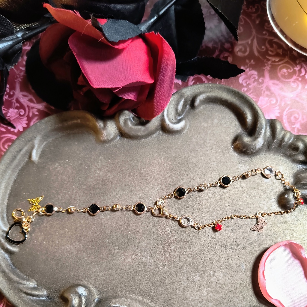 2WAY ブレスレットにもバッグチャームにもなる 因縁の対決童磨対しのぶイメージ