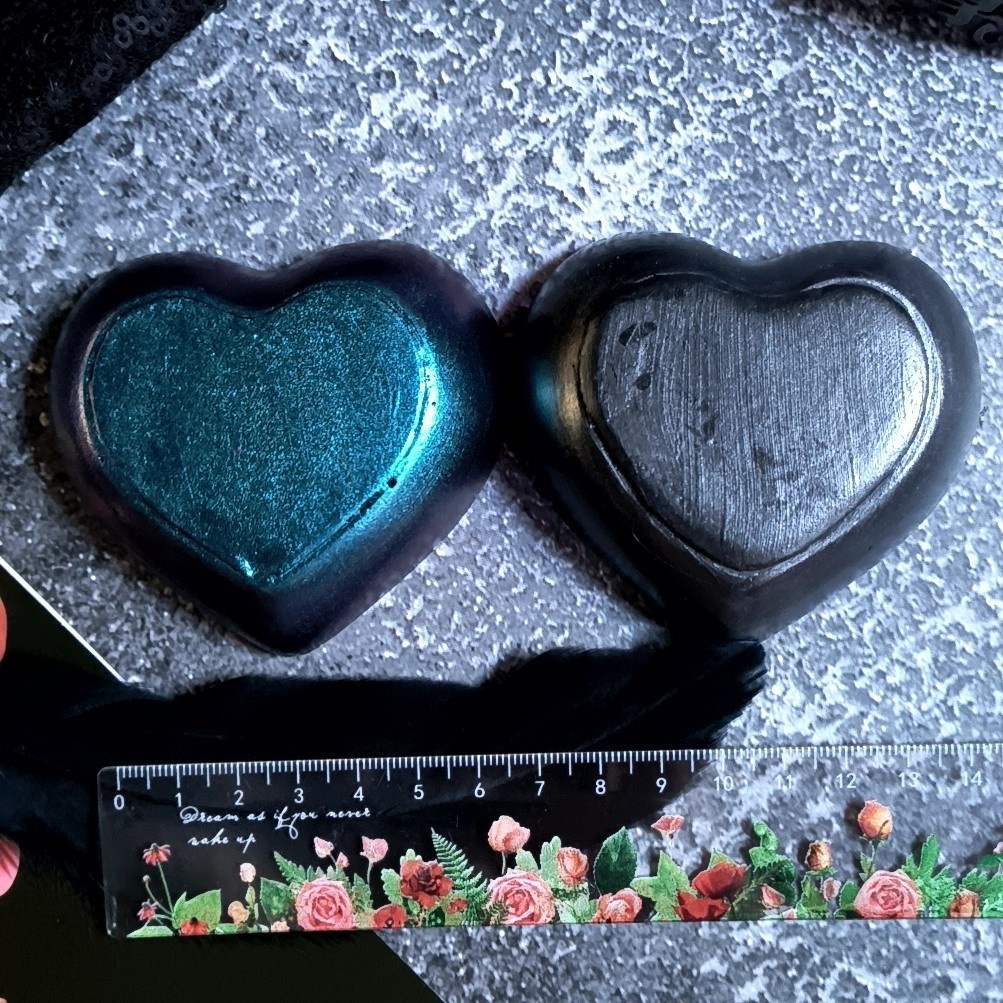 【訳あり】光で色が変わる 魔法のハートトレイ & 尊いフレーム セット