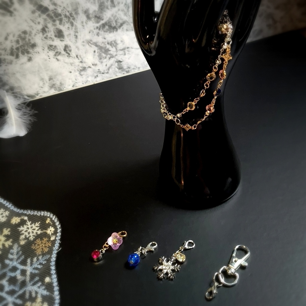 百年の後も、隣で。3way多機能バッグチャーム /花と雪の誓い(概念イメージ)