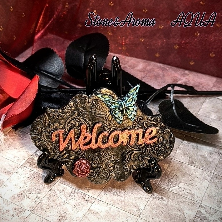 幻想を飾るディスプレイボード漆黒×石塑粘土 置物2点イーゼル付