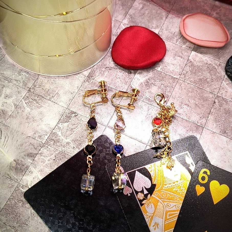 【概念】夢幻の色彩:上弦の三鬼と蟲の因縁|イヤリング&チャーム3点セット