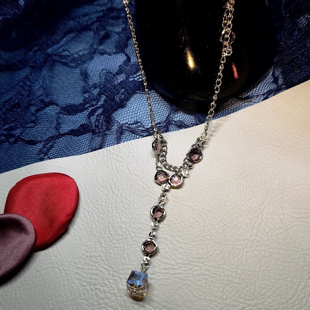 【概念アクセサリー】 蓮と氷晶のネックレス&ピアスセット(シルバー×パープル)