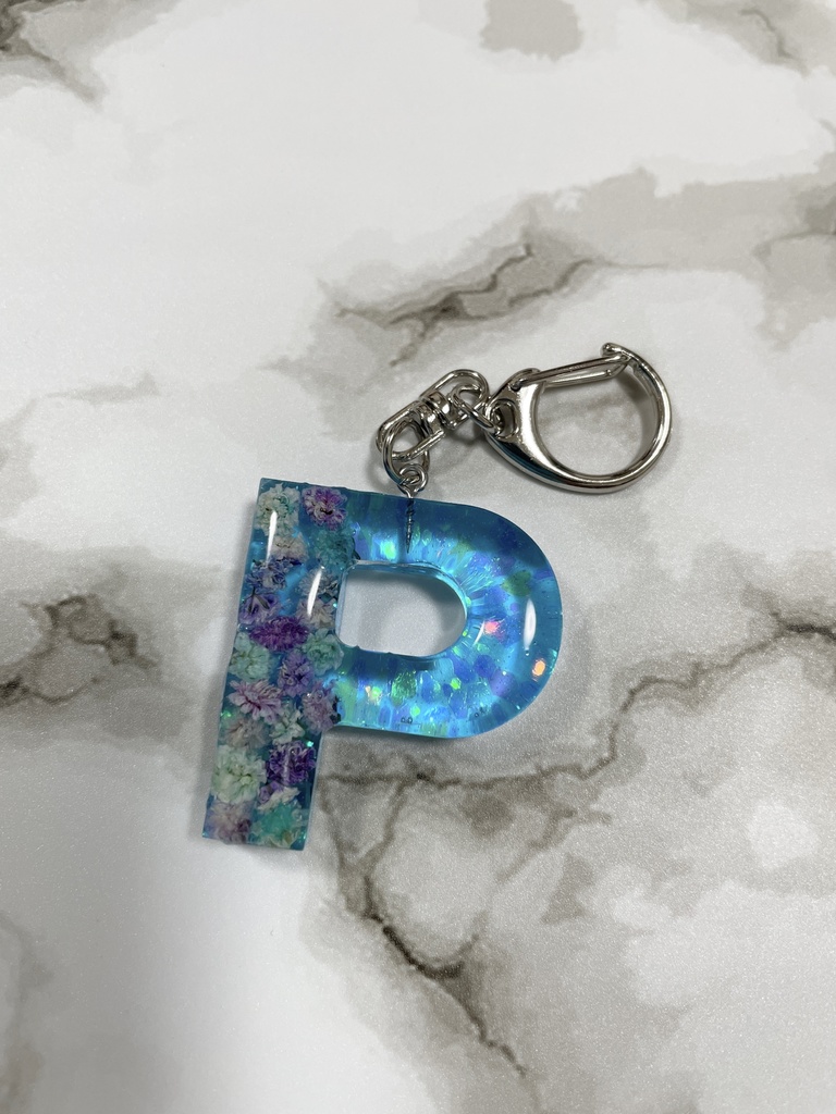 イニシャルキーホルダー