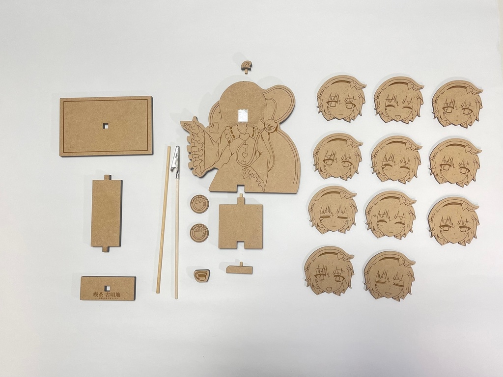 板から作るグッズ制作 レーザーカッター、UVプリンタをお店で使おう!