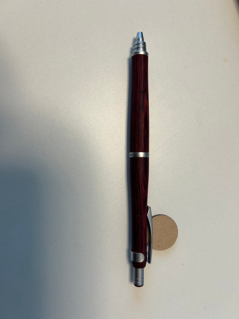 板から作るグッズ制作 レーザーカッター、UVプリンタをお店で使おう!