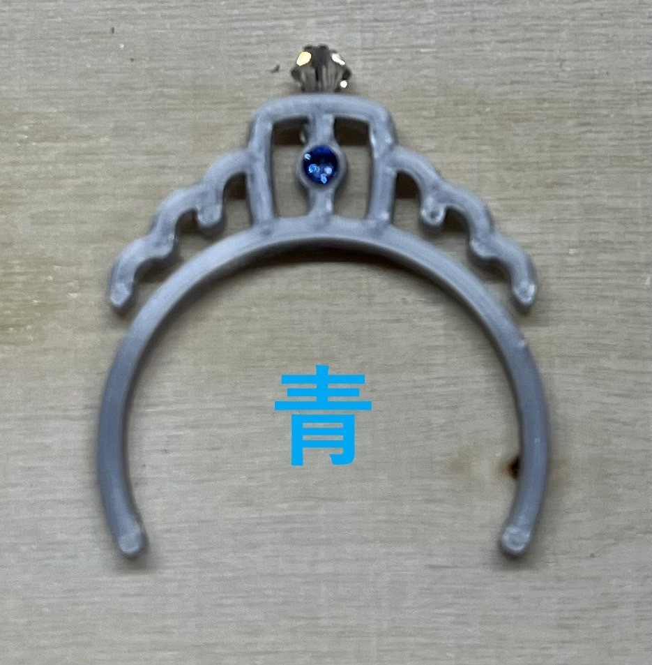 ティアラ風カチューシャ