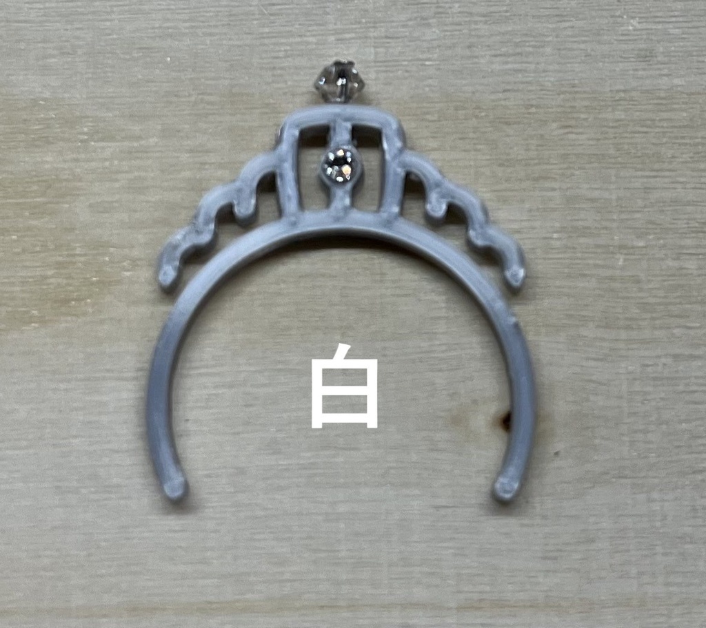 ティアラ風カチューシャ