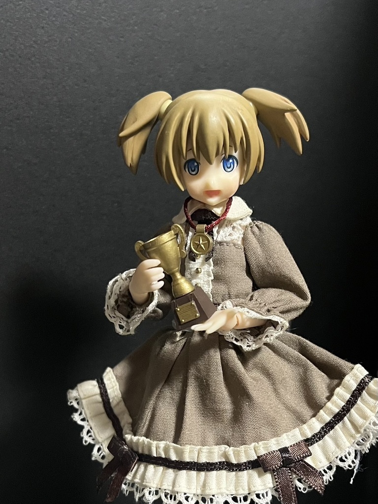 ミニチュア トロフィー