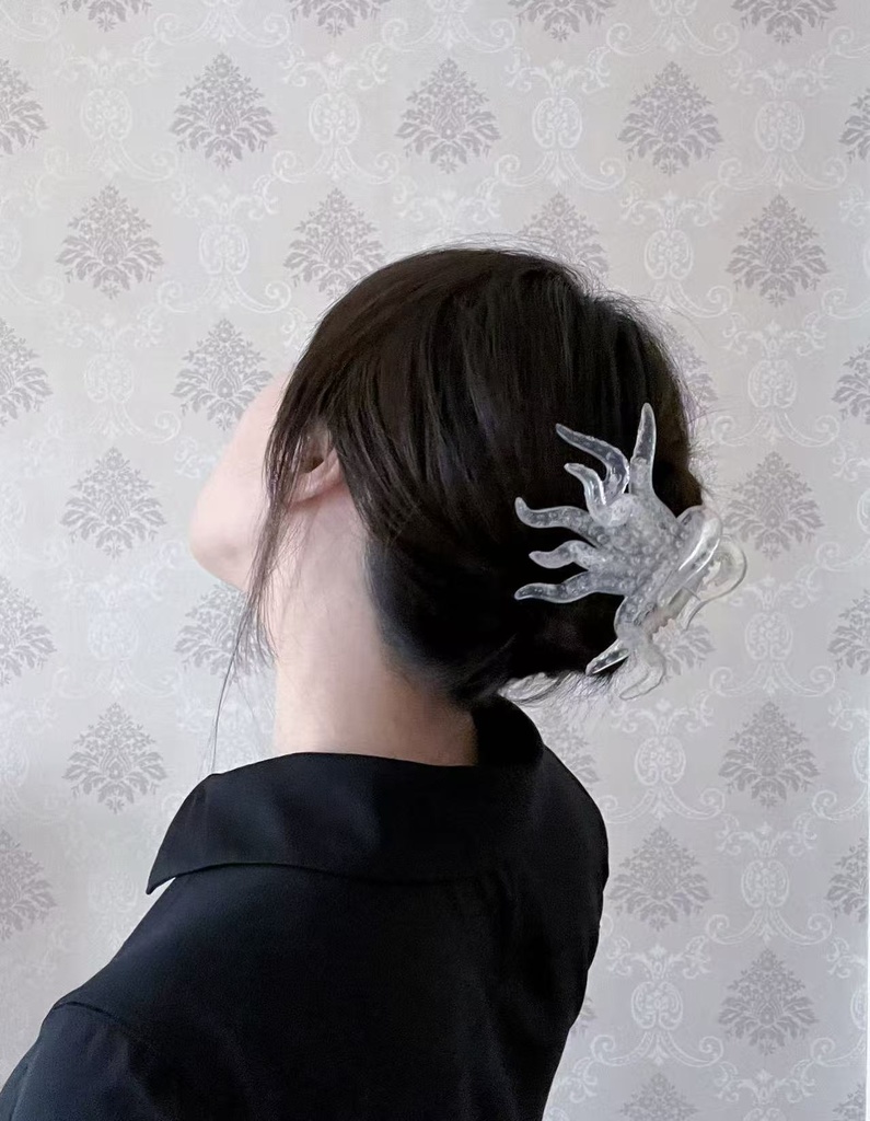 触手 ヘアクリップ