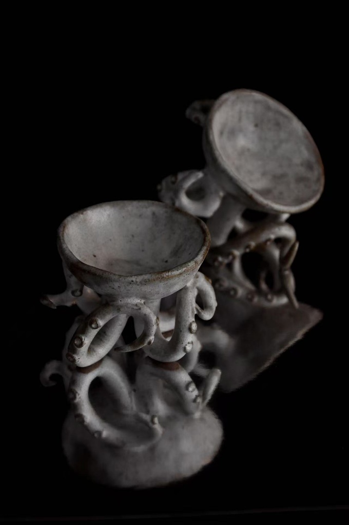 タコの触手 陶器カップ