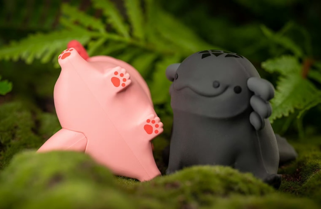 お座りウーパールーパー