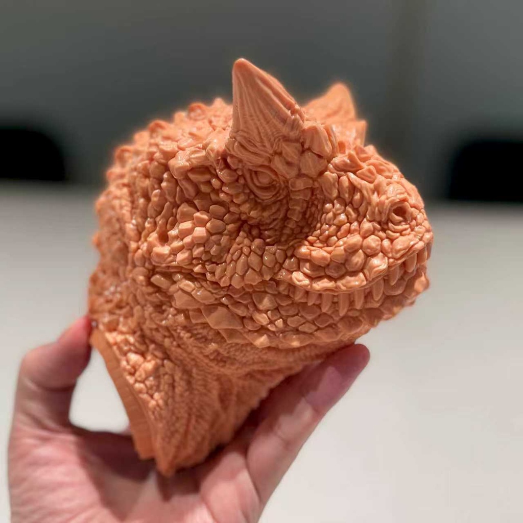 カルノタウルス 未塗装ソフトビニールキット(充填版)